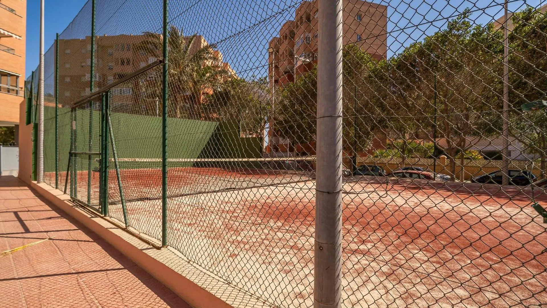 3 Bedroom Cozy Apartment In Almeria Spain